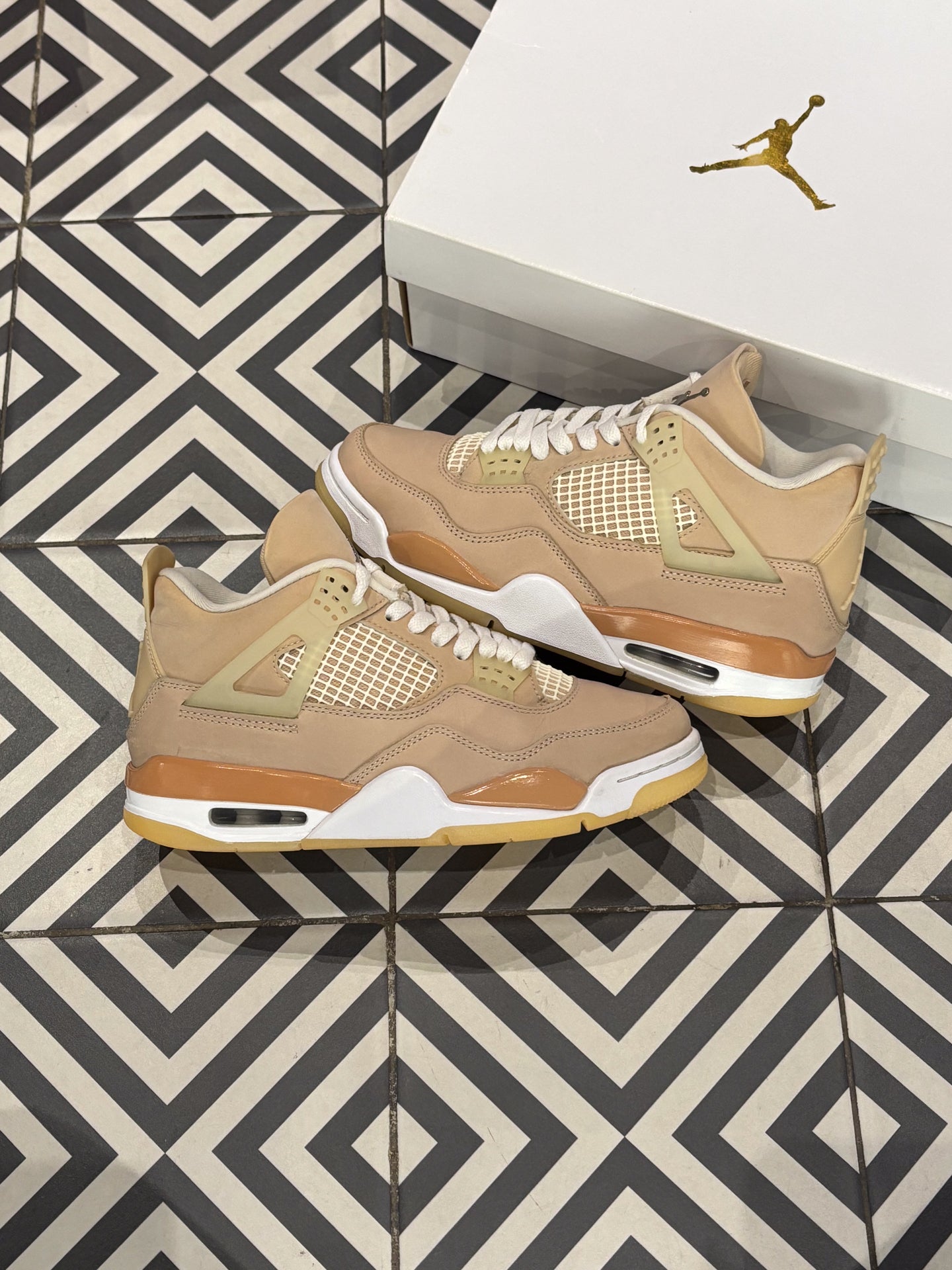 Jordan 4 Shimmer (Taille 38)