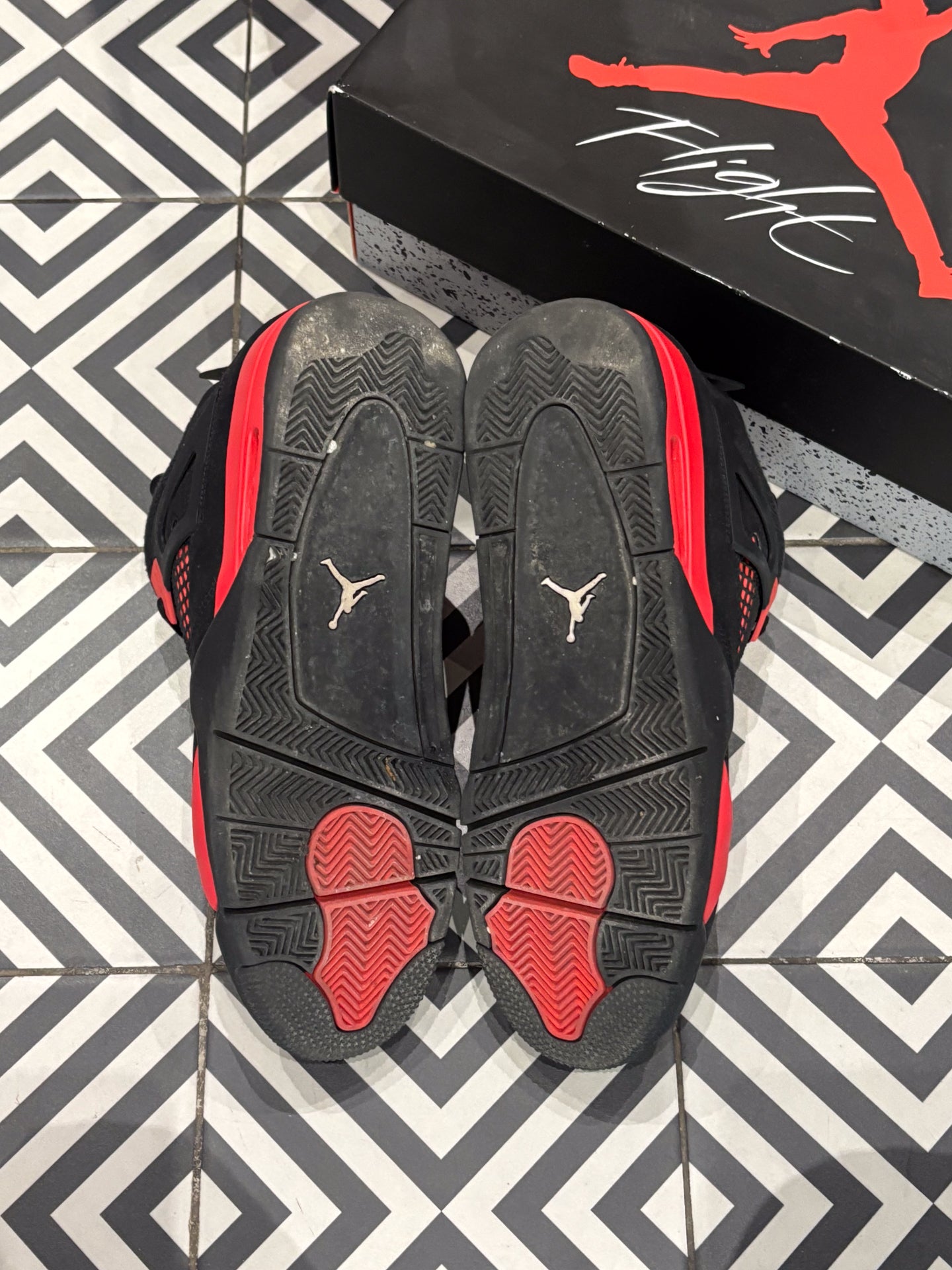 Jordan 4 Red Thunder (Taille 45,5)