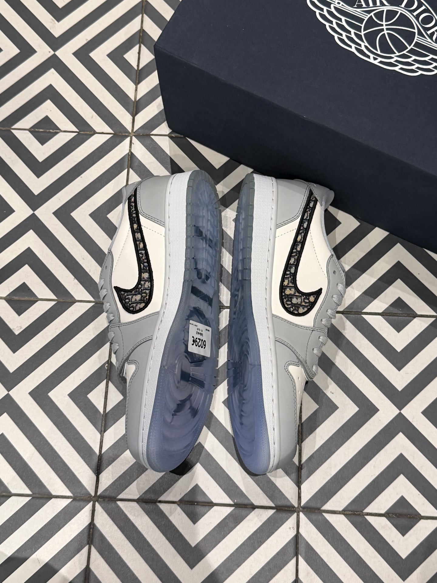 Jordan 1 Low Dior (44,5)
