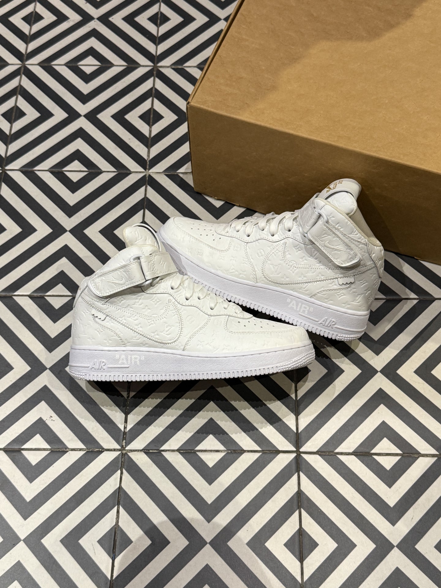 Air Force 1 Mid Louis Vuitton White (Taille 8US (Taille comme un 41,5))