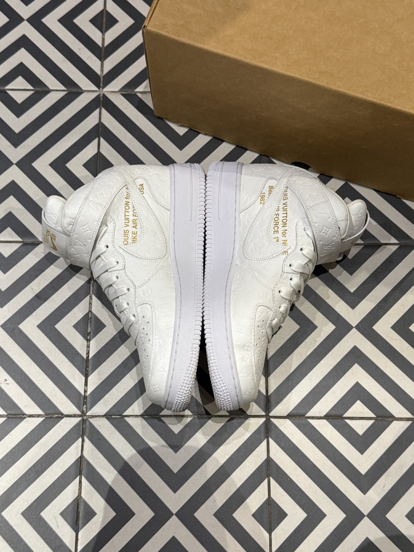 Air Force 1 Mid Louis Vuitton White (Taille 8US (Taille comme un 41,5))