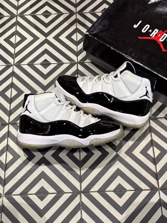 Jordan 11 Concord (Taille 40,5)