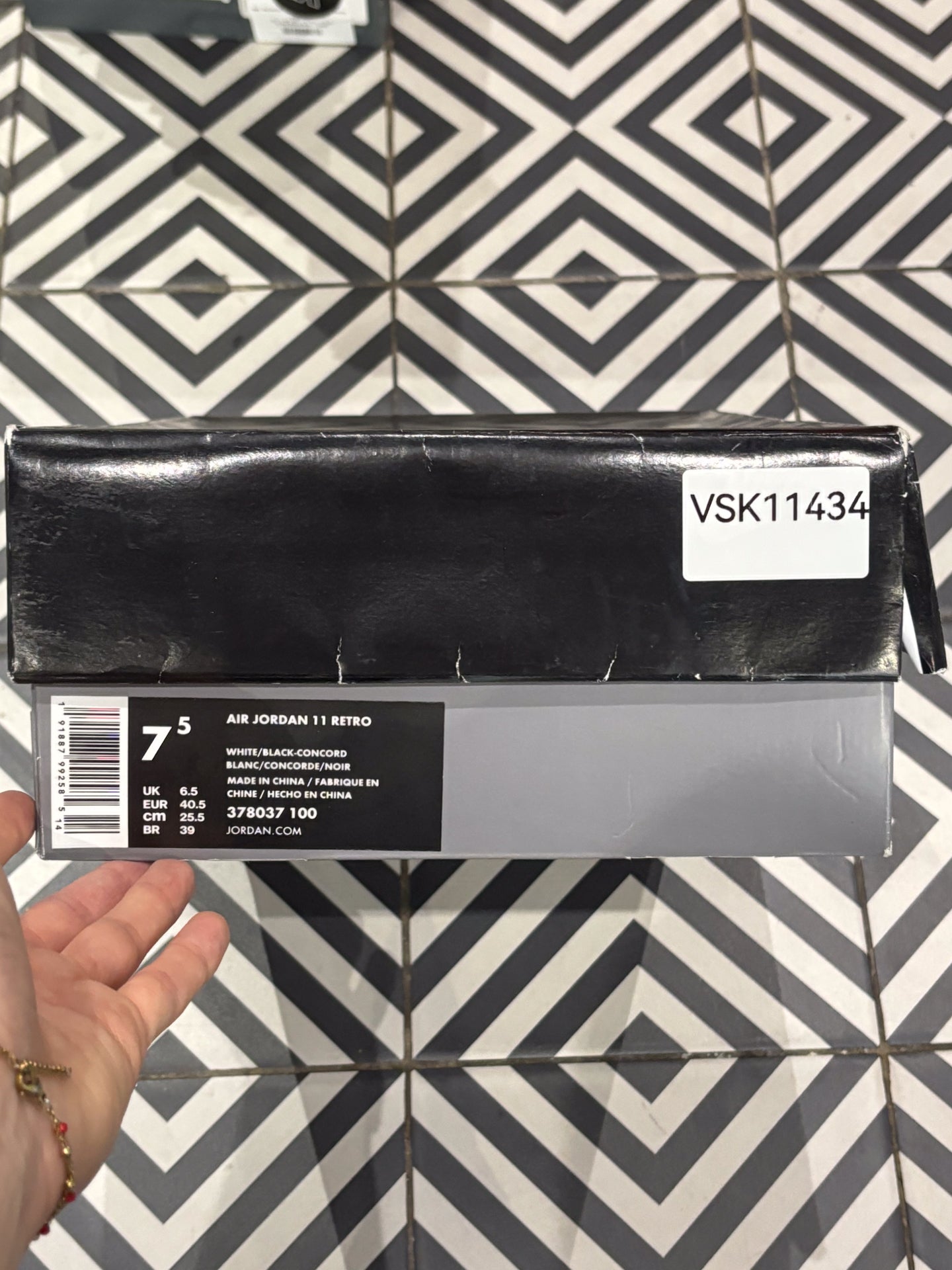 Jordan 11 Concord (Taille 40,5)
