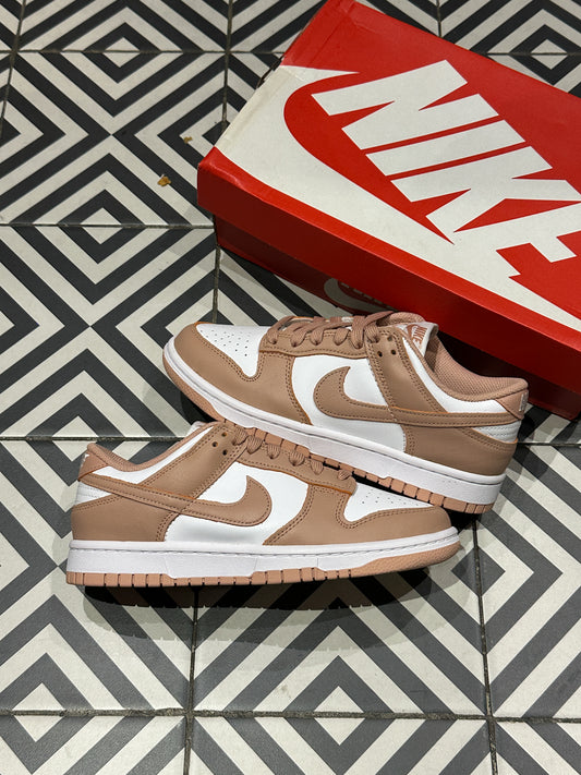 Dunk SB Instant Skateboard (Taille 41)