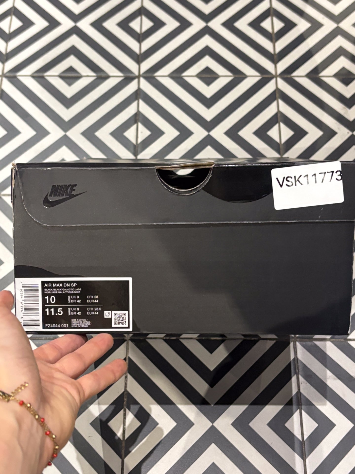 Air max DN Supreme Black (Taille 44)
