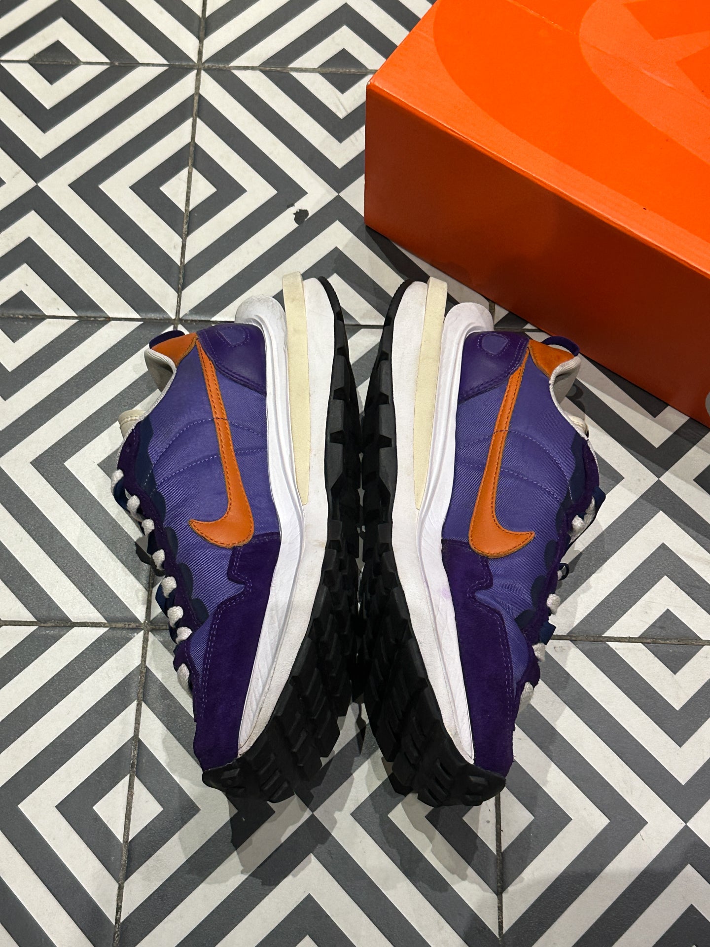 Sacai Vaporwaffle Dark Iris (42,5)