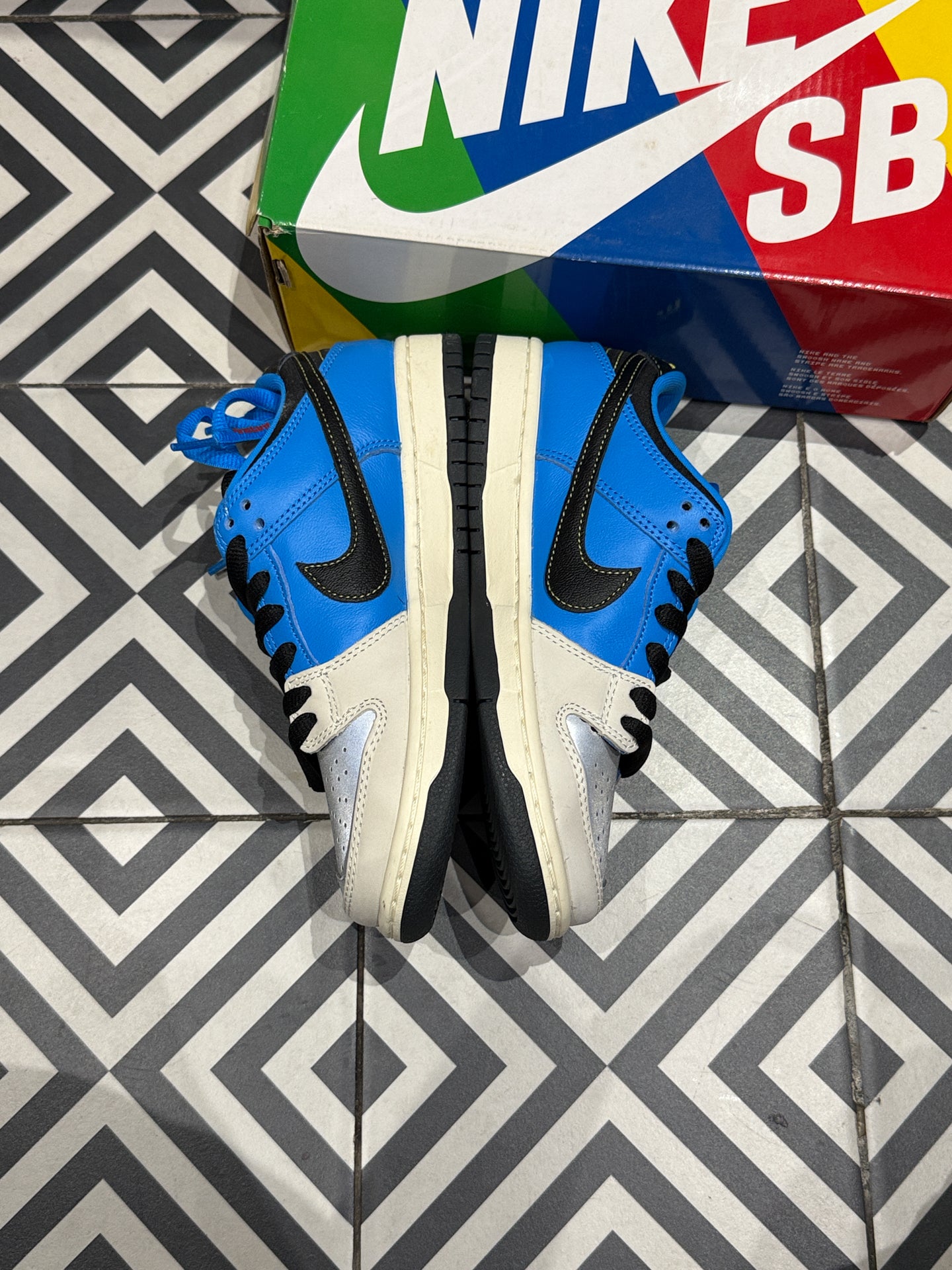 Dunk SB Instant Skateboard (Taille 36,5)