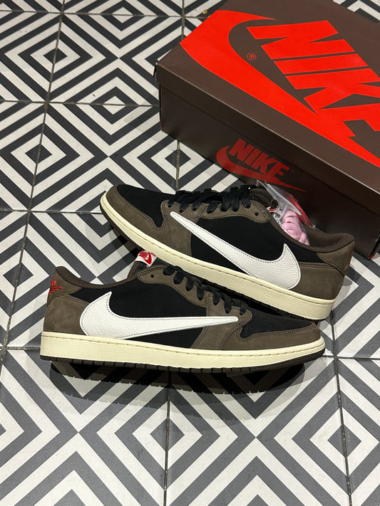 Jordan 1 Low Travis Scott Mocha (Taille 47,5)