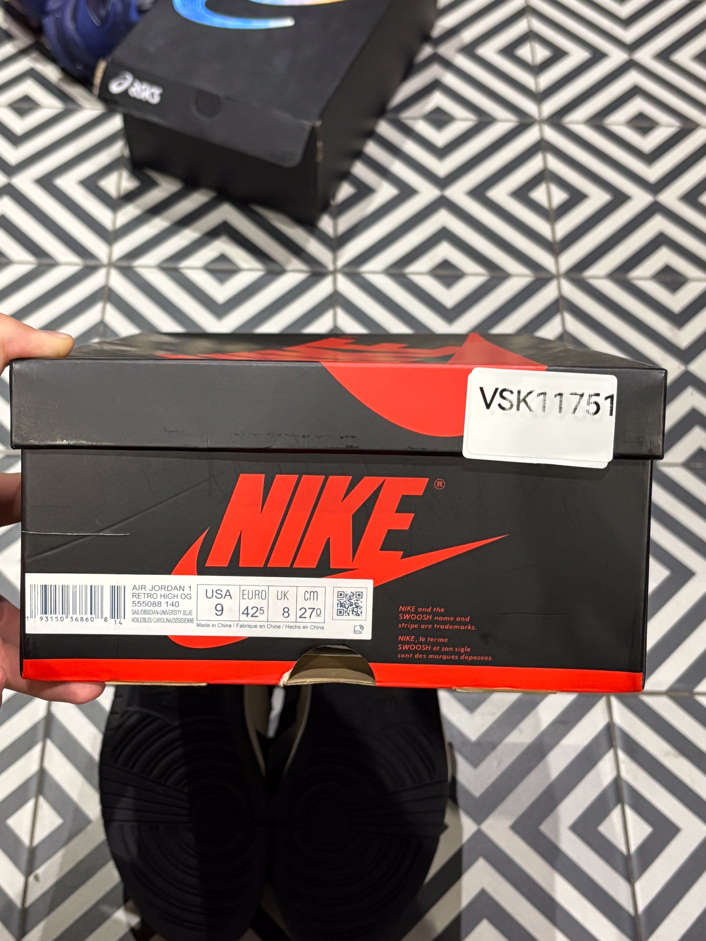 Jordan 1 High Obsidian (Taille 42,5)