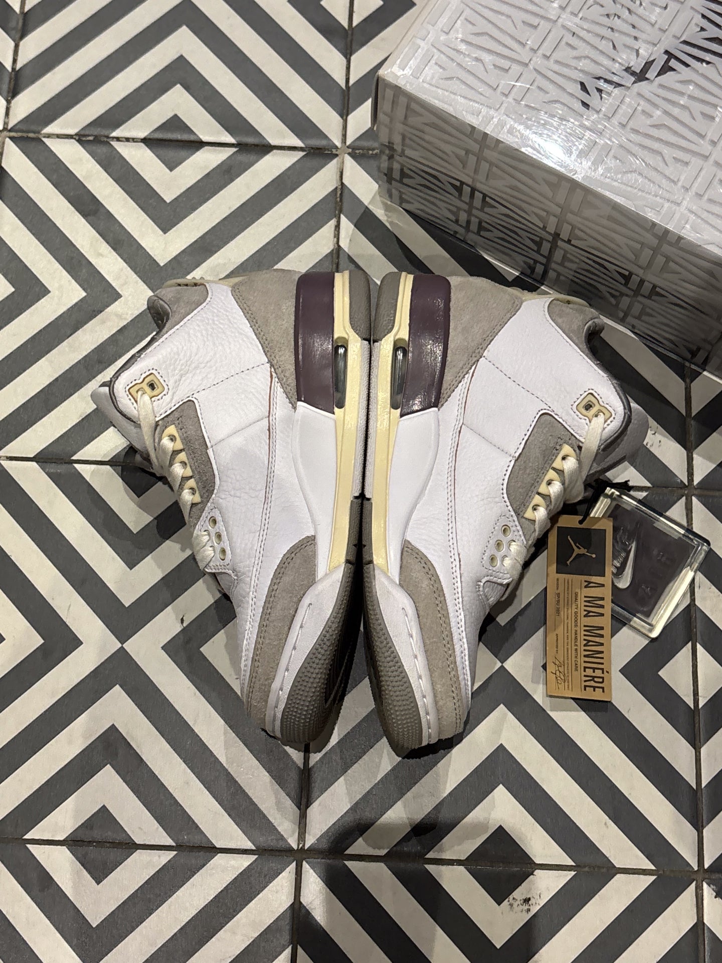 Jordan 3 A Ma Maniere White (Taille 36,5)