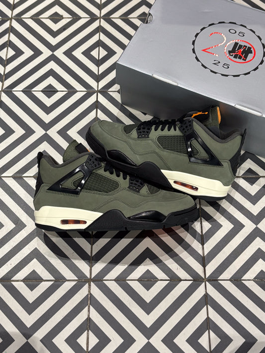 Jordan 4 Undefeated (Taille 42)