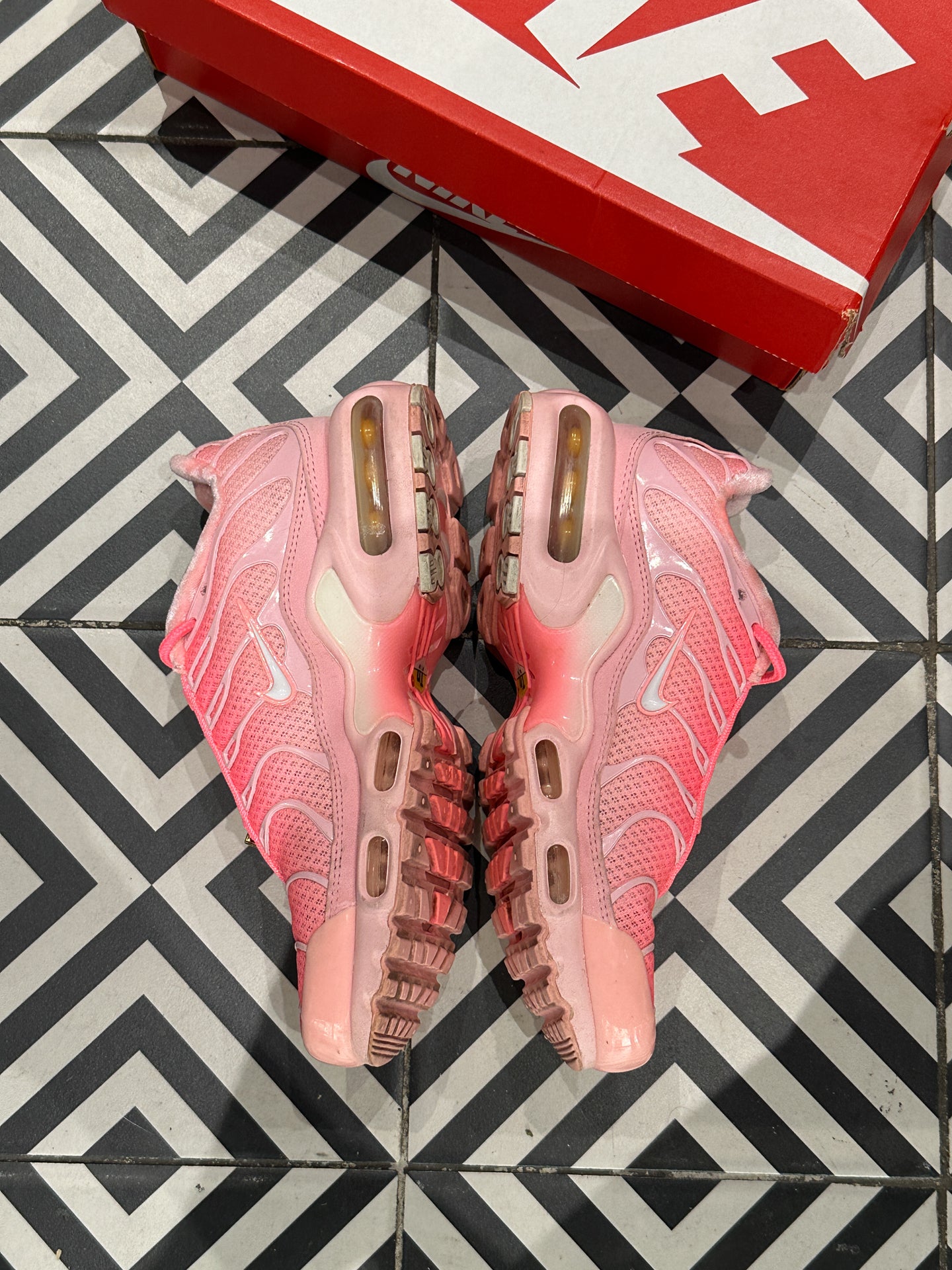 Air Max Plus (TN) Atlanta (35,5)
