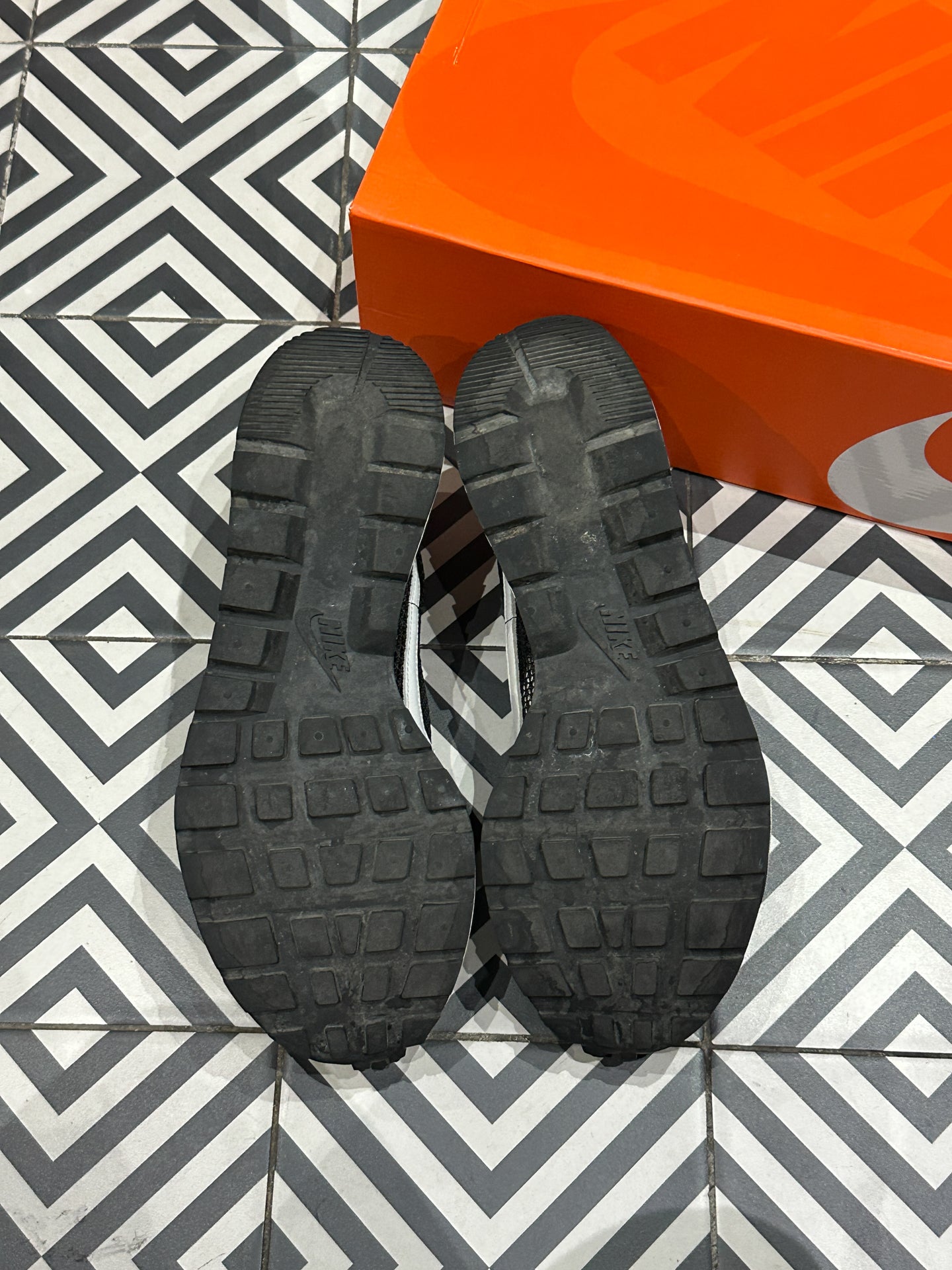 Sacai Vaporwaffle Black White (Taille 47,5)