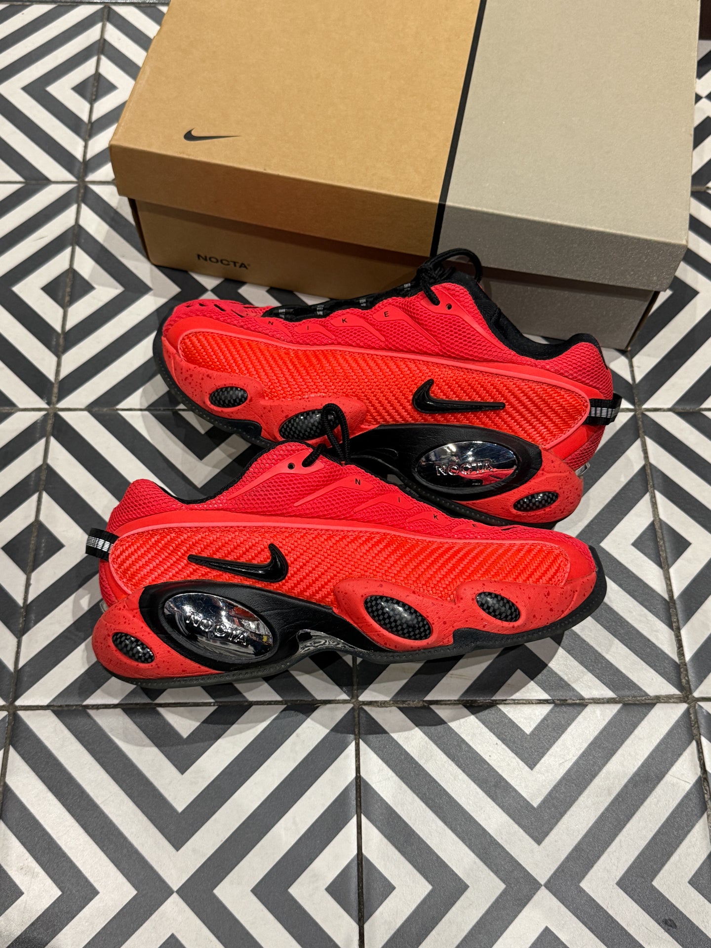 Nocta Glide Crimson (Taille 42)