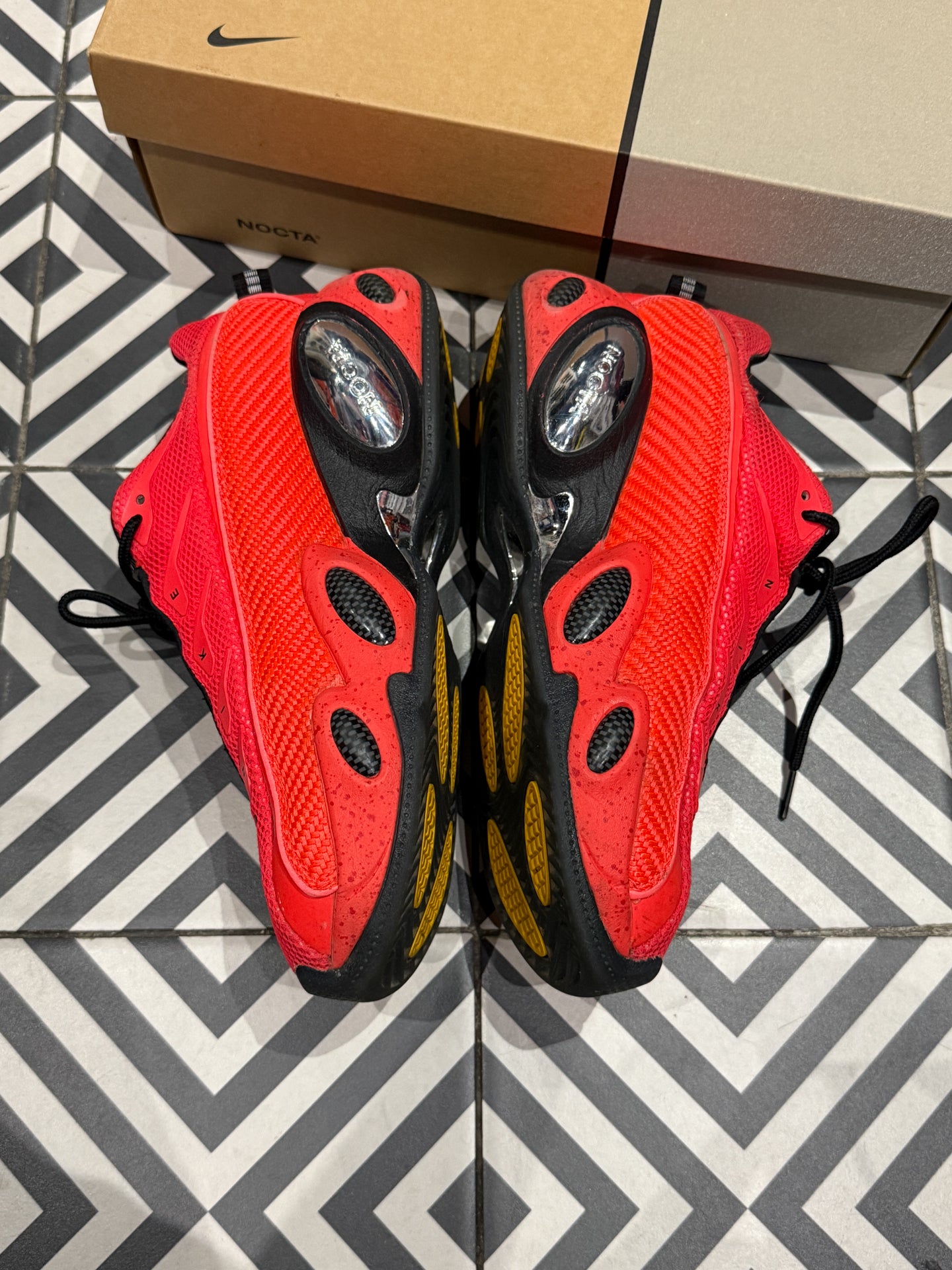 Nocta Glide Crimson (Taille 42)