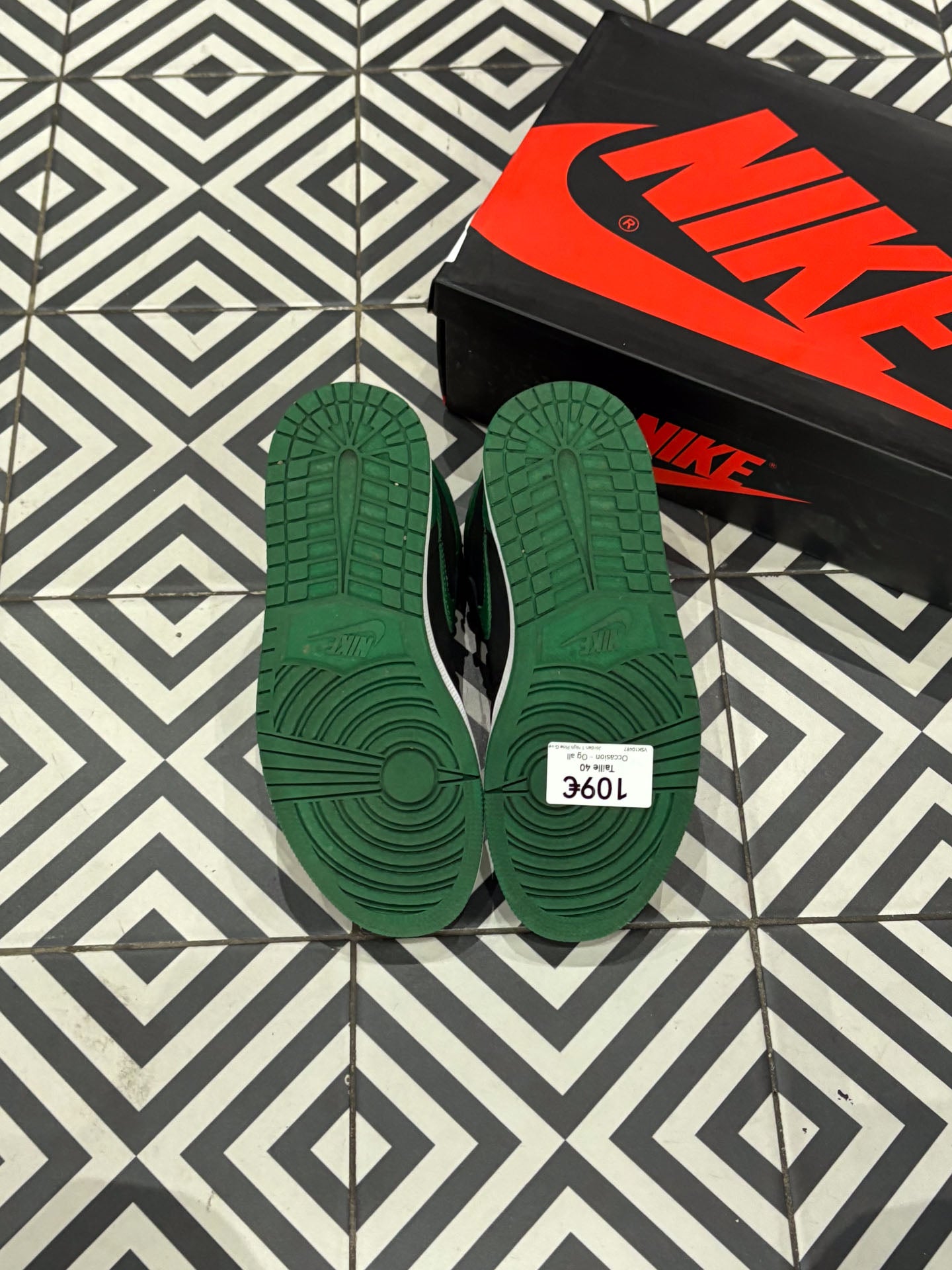 Jordan 1 high Pine Green (Taille 40)