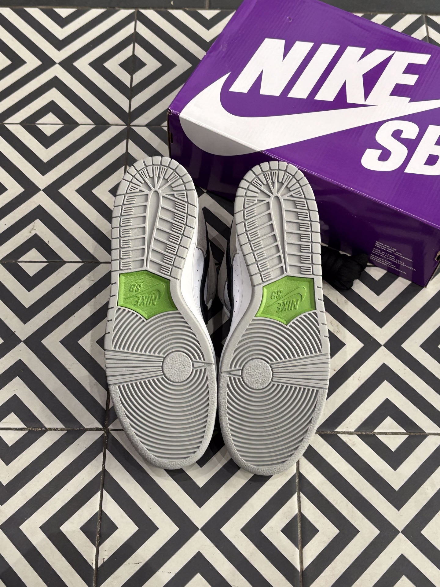 Dunk SB Chlorophyll (Taille 46)