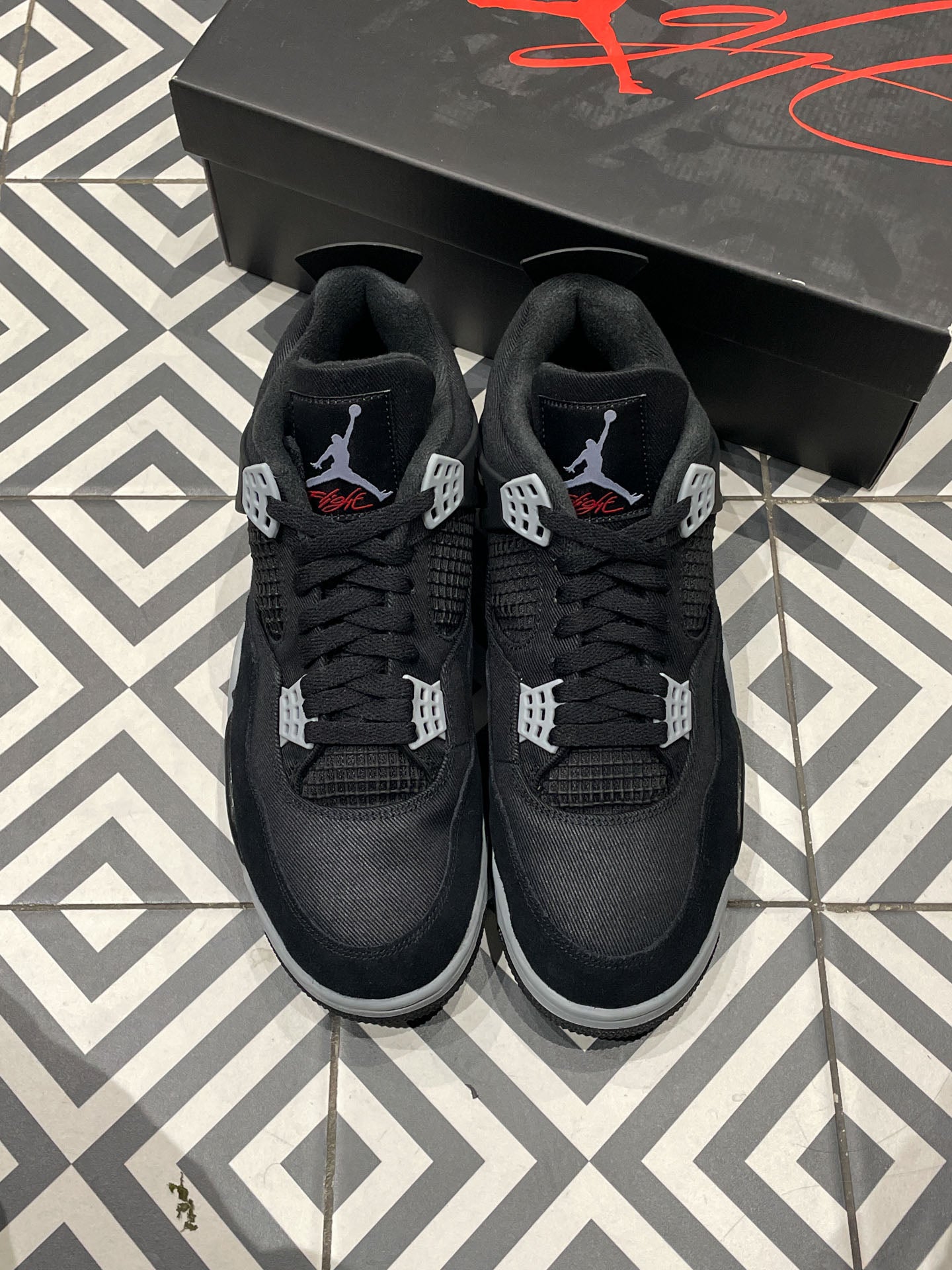 Jordan 4 Black Canvas (Taille 45)