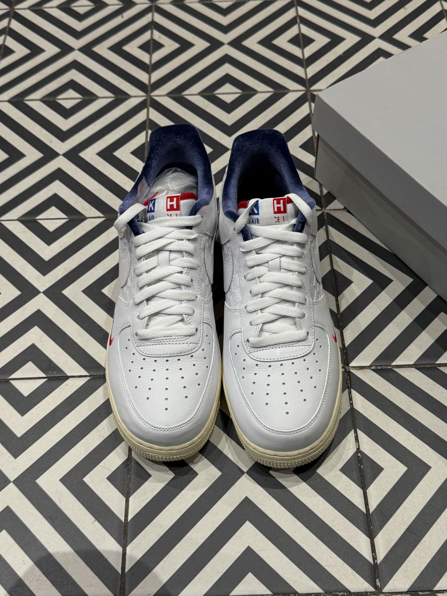 Air Force 1 Kith Paris Taille 39 44 5 45 45 5 SwaveKiqs