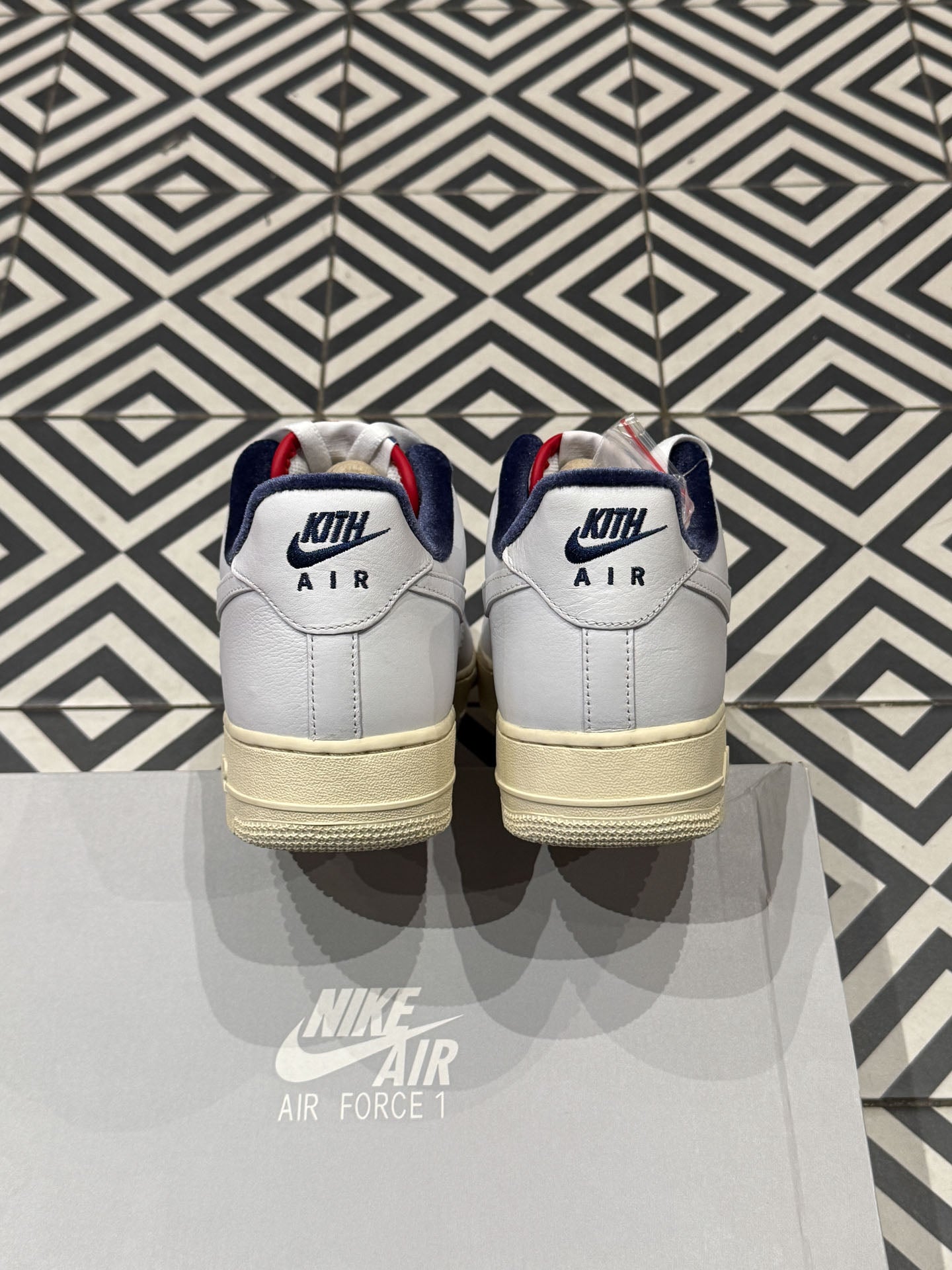 Air Force 1 Kith Paris (Taille 39/44,5/45/45,5)