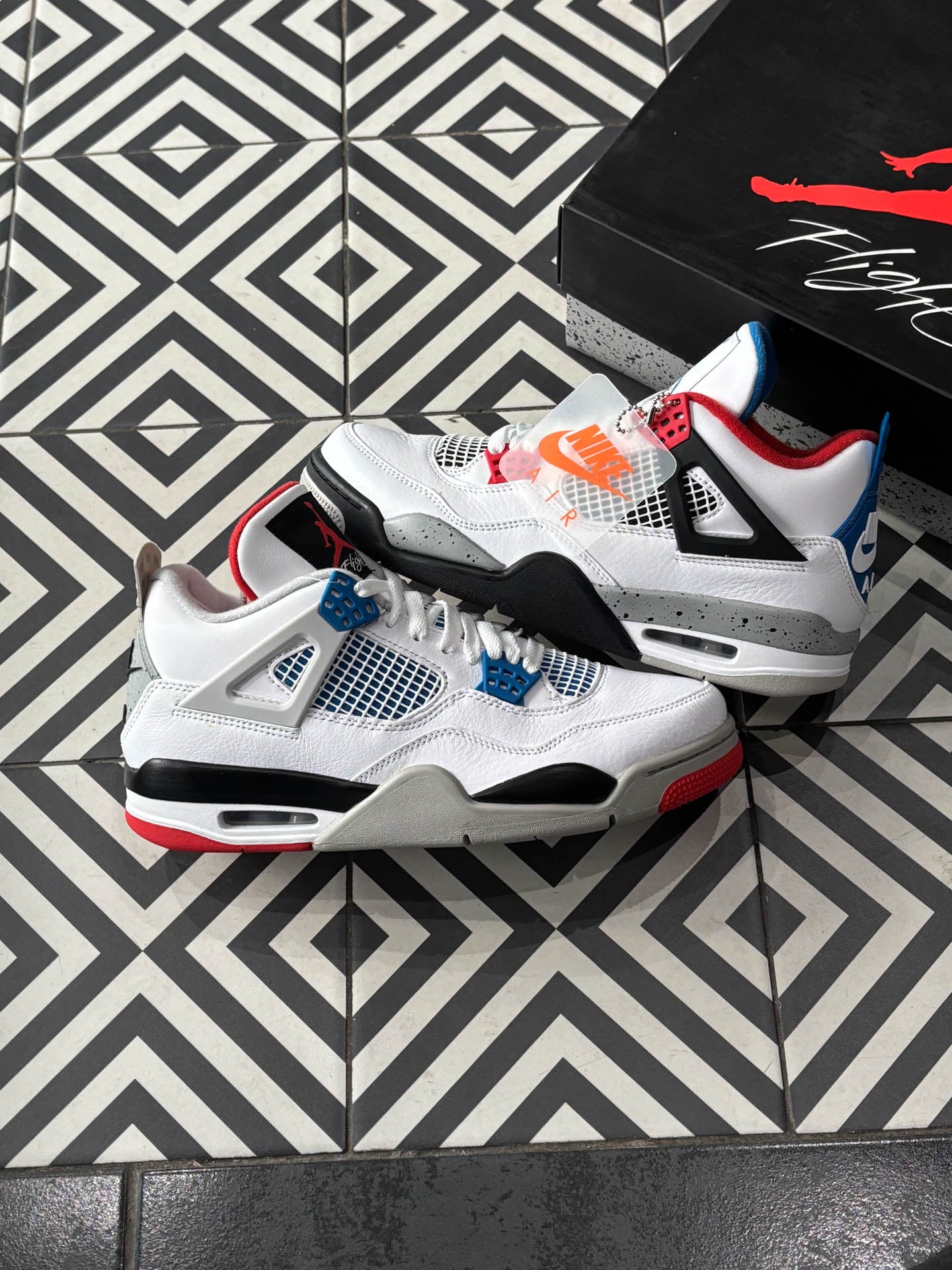 Jordan 4 What The (Taille 43)