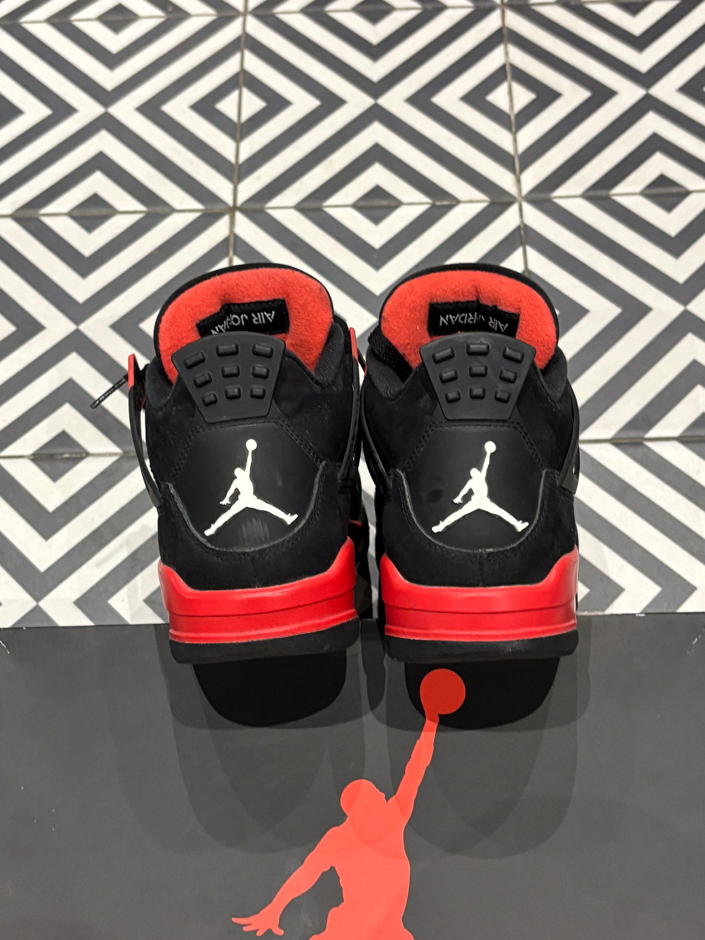 Jordan 4 Red Thunder (Taille 40,5)