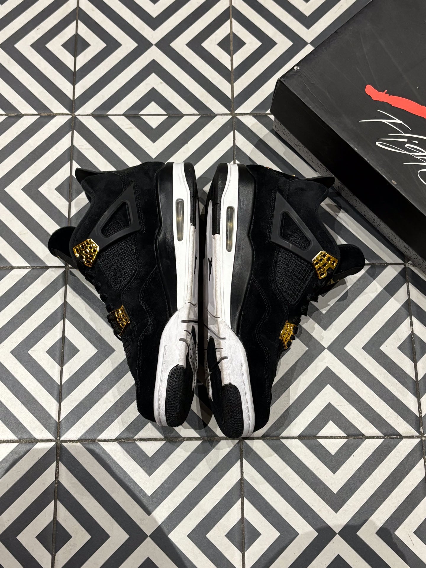 Jordan 4 Royalty (Taille 44,5)