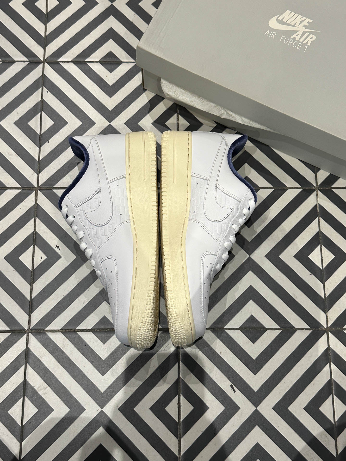 Air Force 1 Kith Paris (Taille 43)