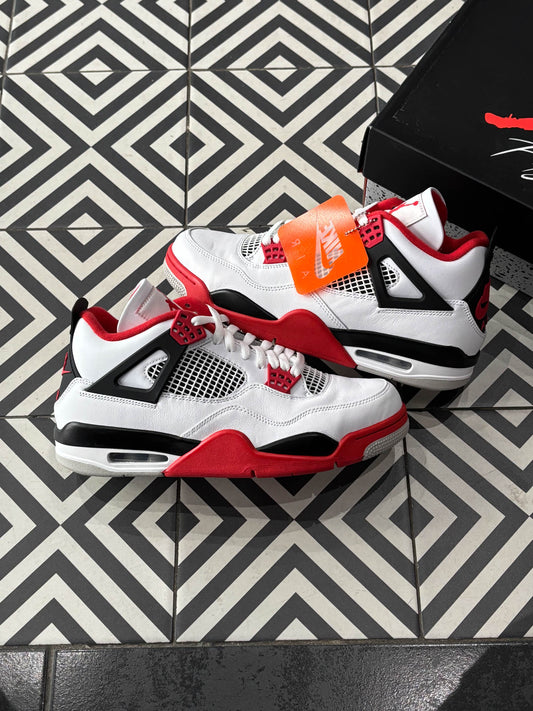 Jordan 4 Fire Red (Taille 44)