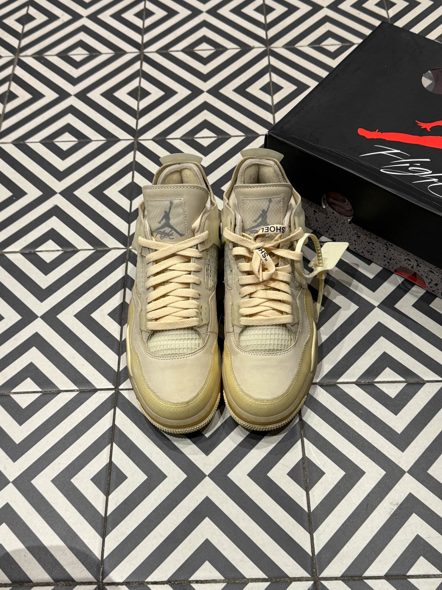 Jordan 4 Off-White Sail (Taille 44)