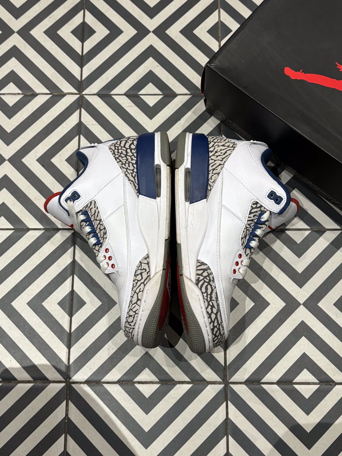 Jordan 3 True Blue (Taille 41)