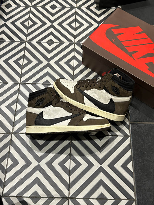 Jordan 1 High Travis Scott Mocha (Taille 40,5)