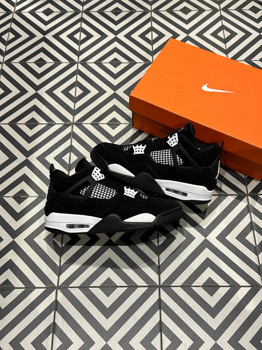 Jordan 4 White Thunder (Taille 41)