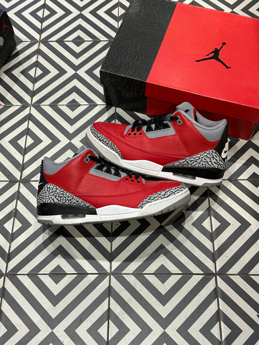 Jordan 3 Fire Red Se Unite (Taille 44)