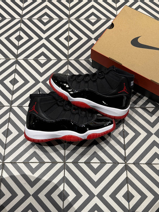 Jordan 11 Bred (Taille 43)