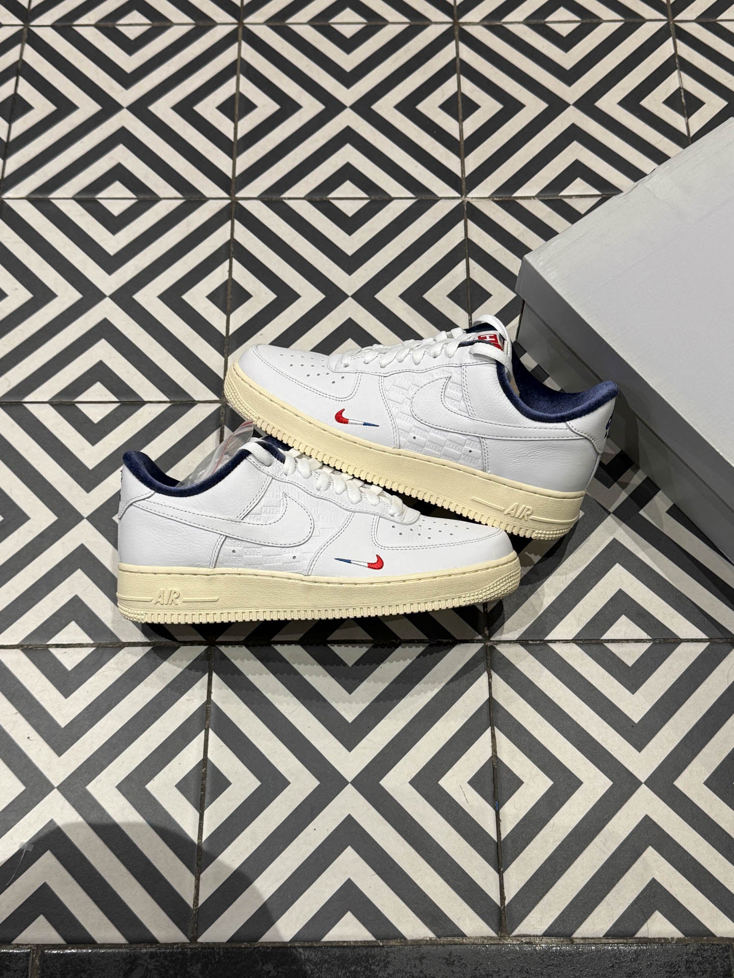 Air Force 1 Kith Paris (Taille 41/45)