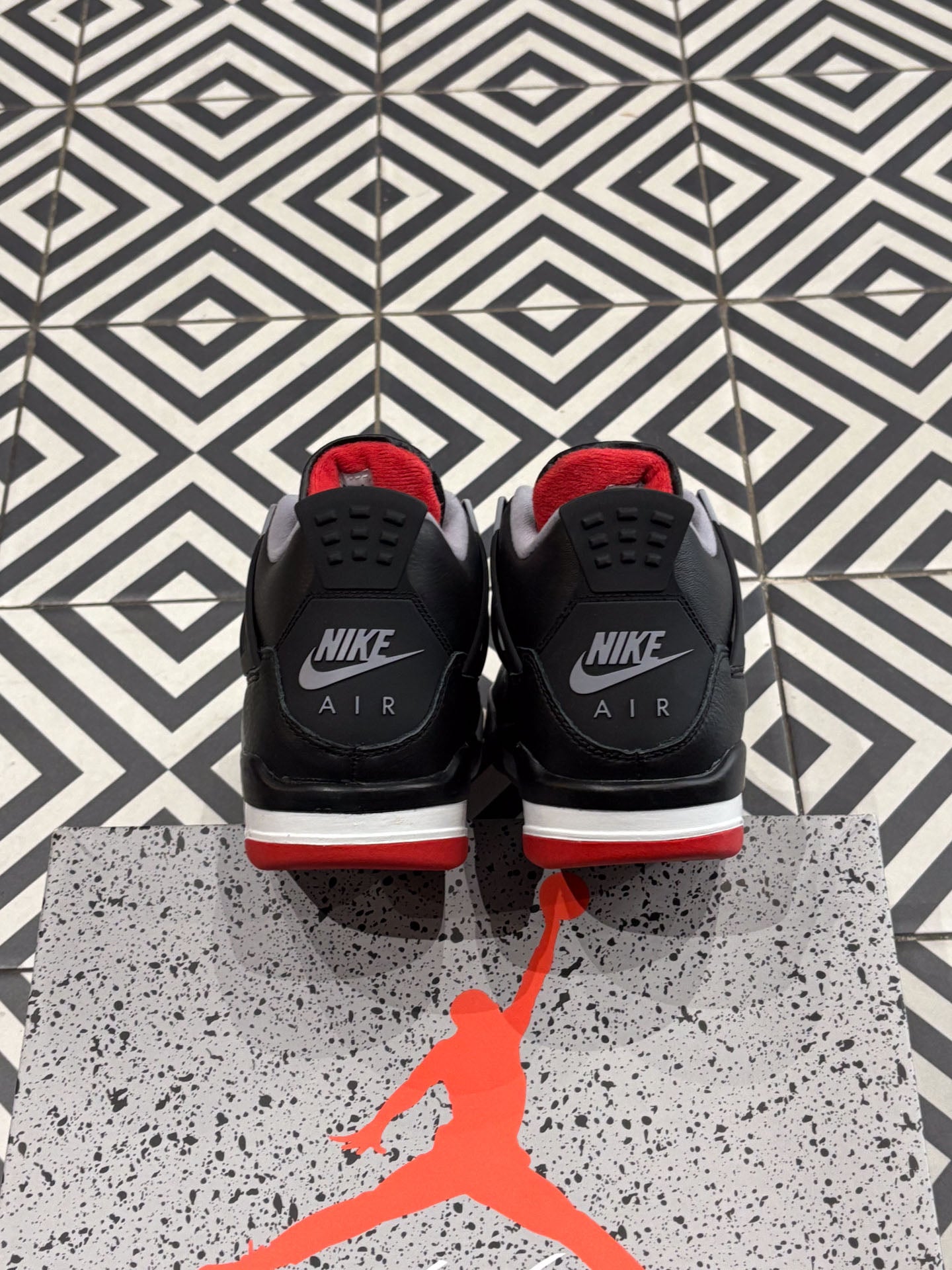 Jordan 4 Bred Reimagined GS (Taille 40)