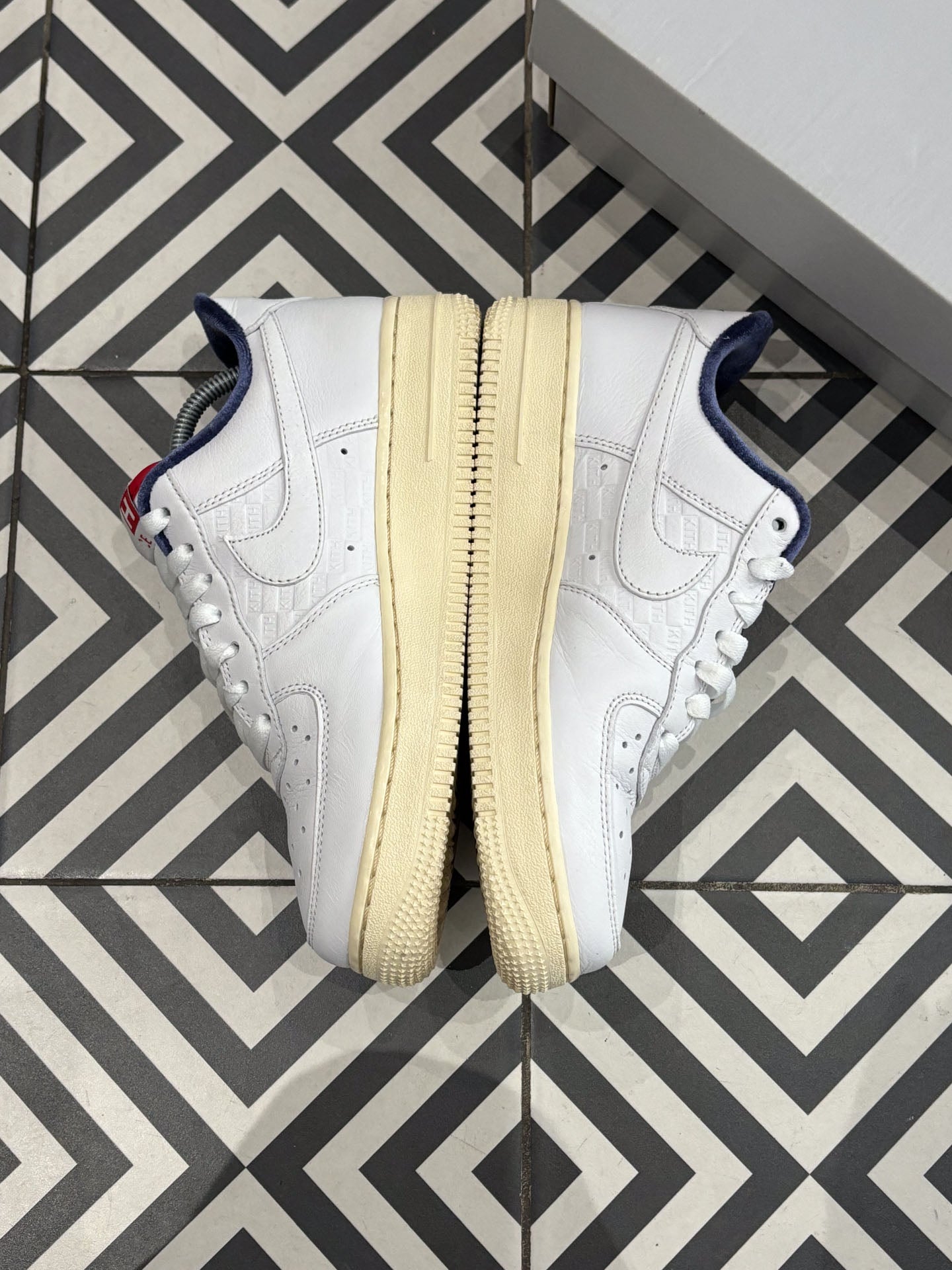 Air Force 1 Kith Paris (Taille 36,5)