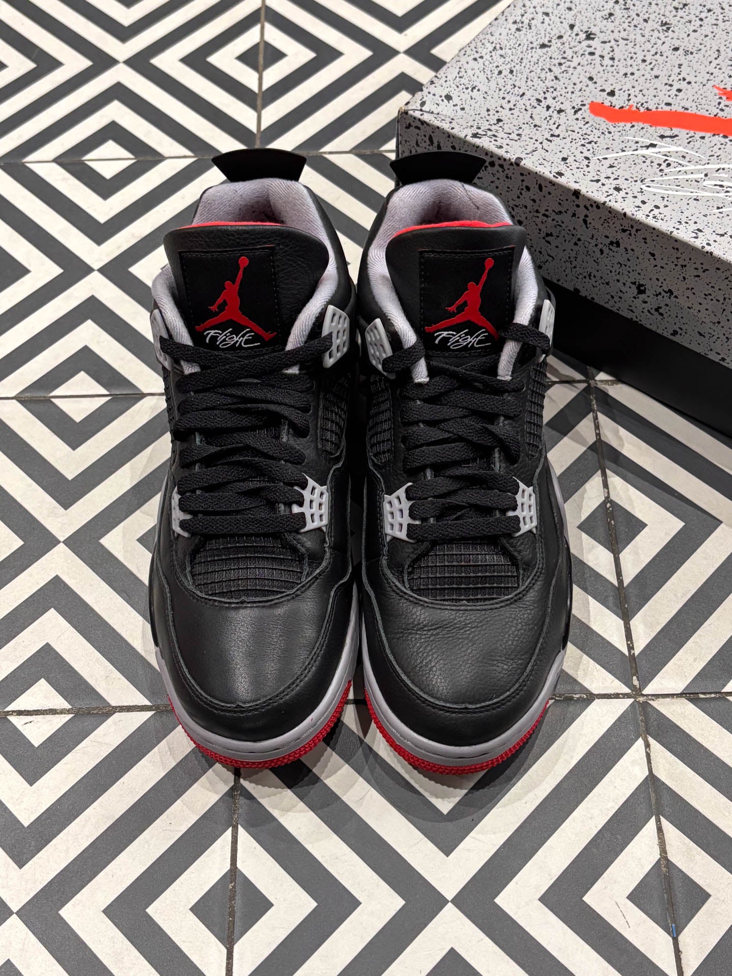 Jordan 4 Bred Reimagined (Taille 44.5)