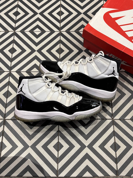 Jordan 11 Concord (Taille 44,5)