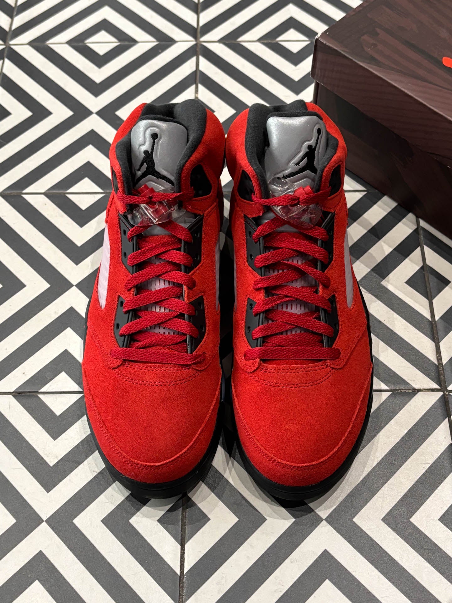 Jordan 5 Raging Bulls (Taille 44)