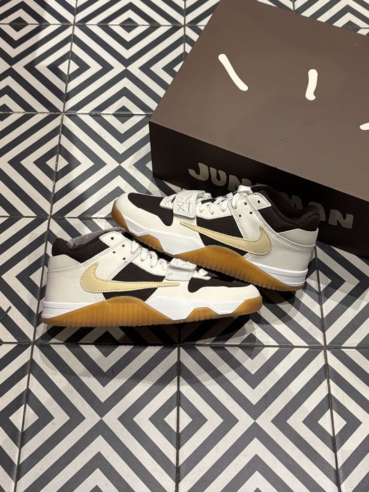 Jumpman Jack Travis Scott Sail (Taille 42,5)