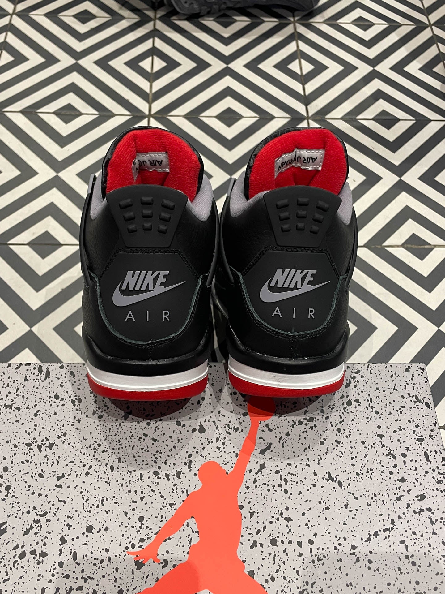 Jordan 4 Bred Reimagined GS (Taille 40)