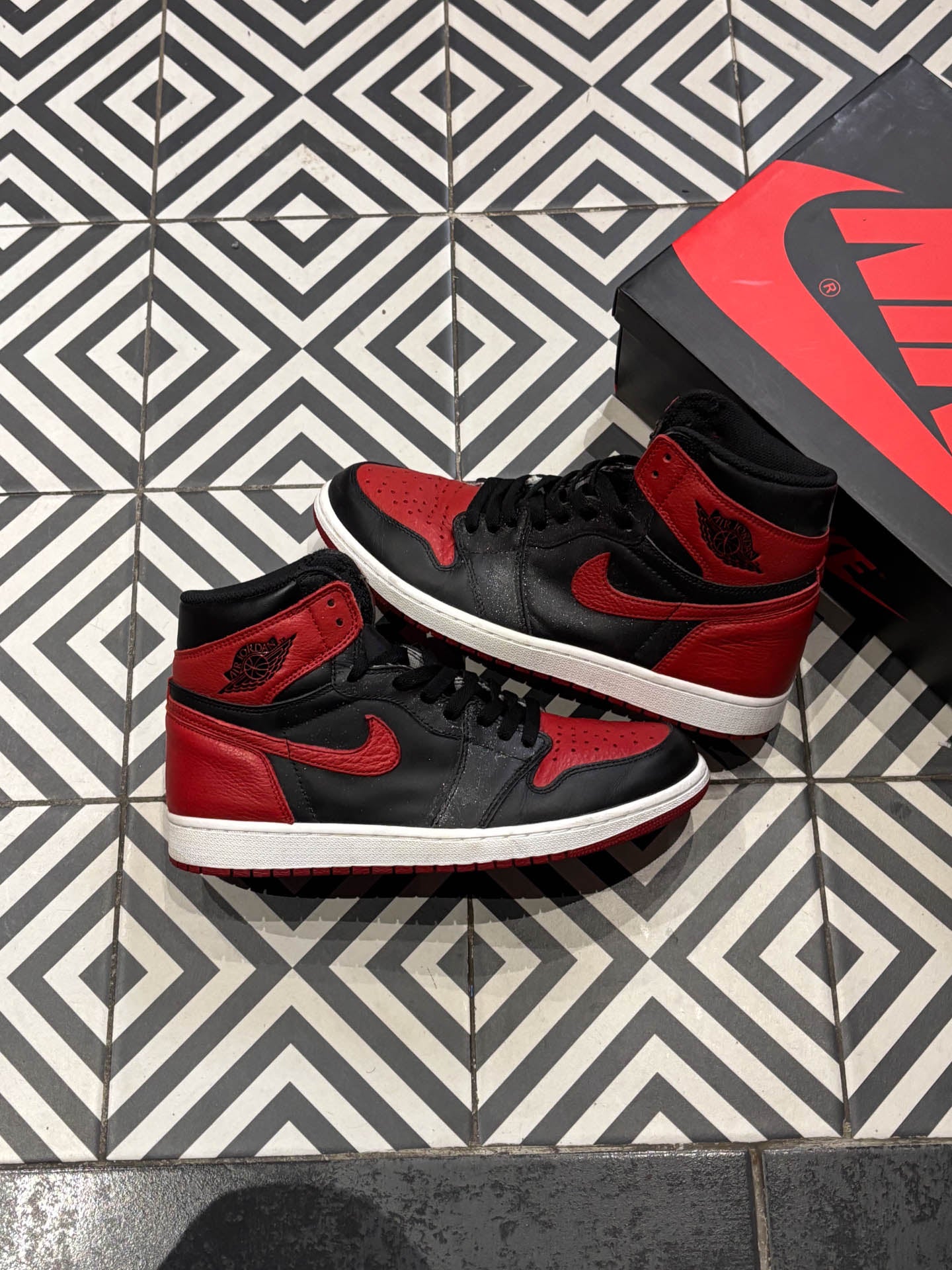 Jordan 1 High banned (Taille 44,5)