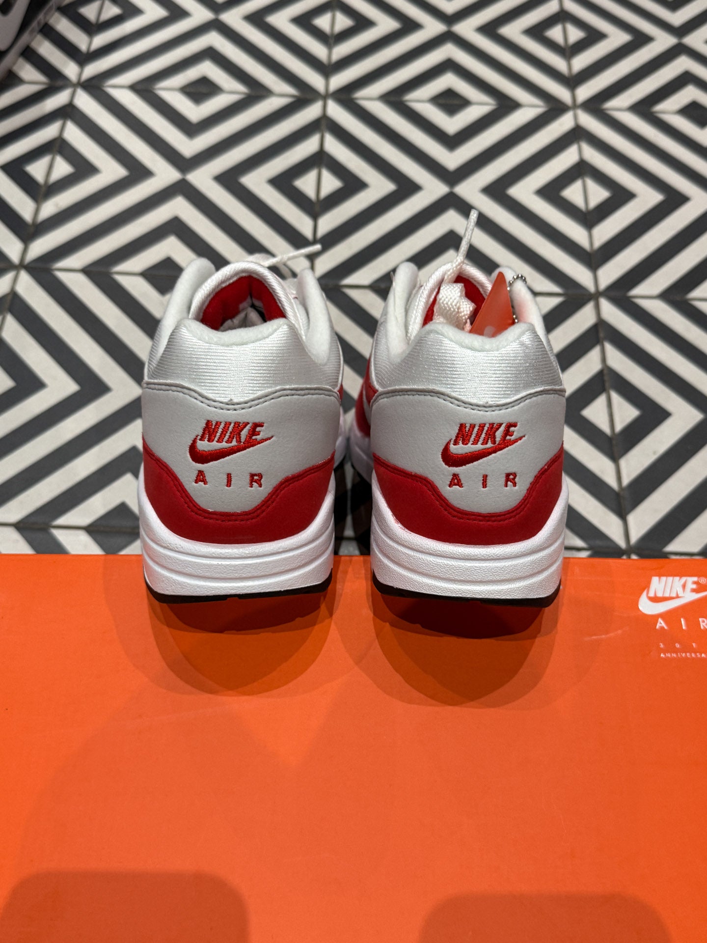 Air Max 1 Anniversary Red (Taille 42,5)