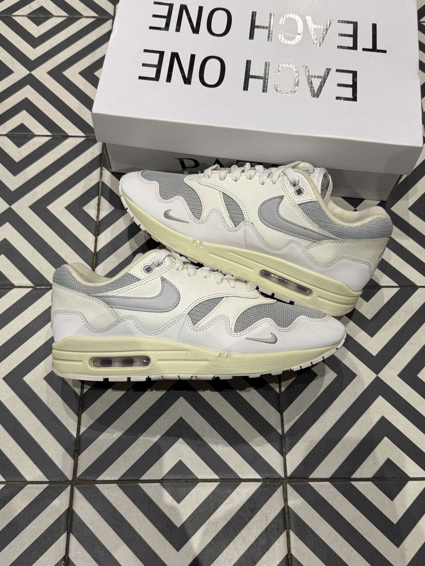 Air Max 1 Patta White (Taille 41)