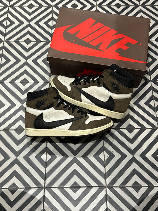 Jordan 1 High Travis Scott Mocha (Taille 45)