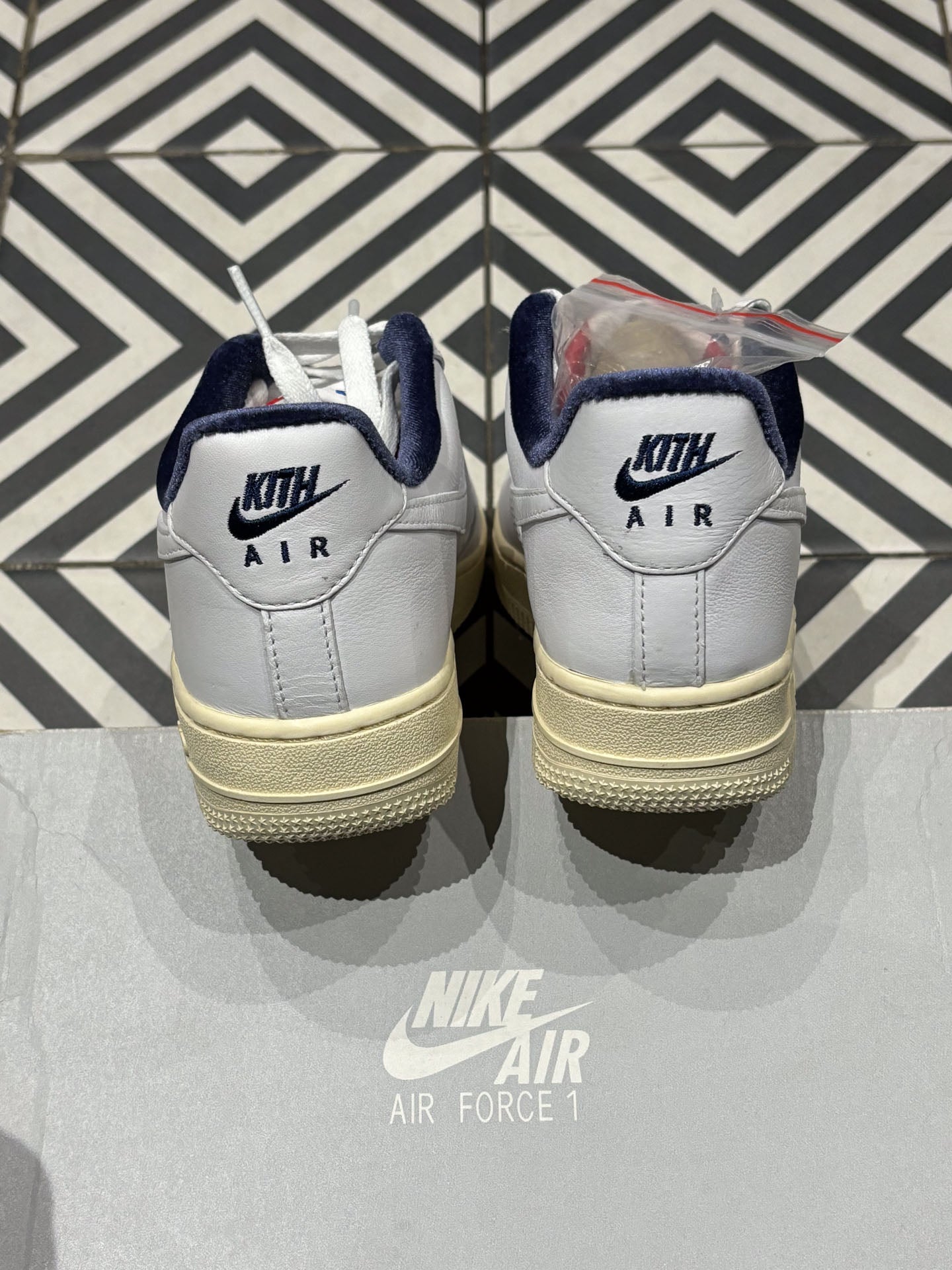 Air Force 1 Kith Paris (Taille 36)