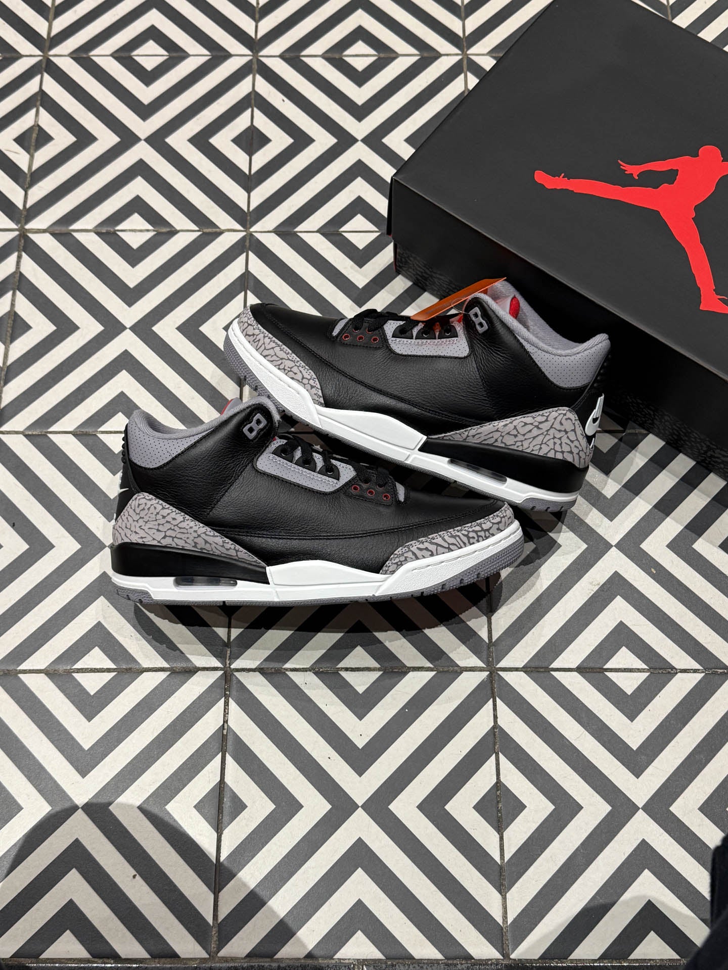 Jordan 3 Black Cement (Taille 45)