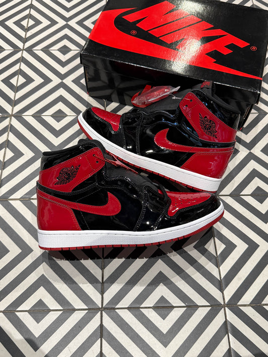 Jordan 1 High Patent Bred (Taille 45)